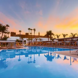 Отель Riu Palace Oasis